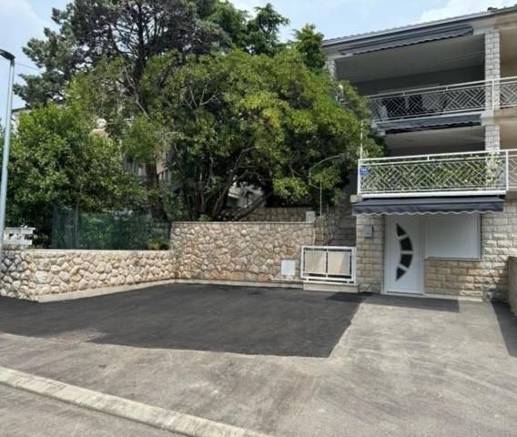 Lory Apartmani Dramalj Exteriér fotografie