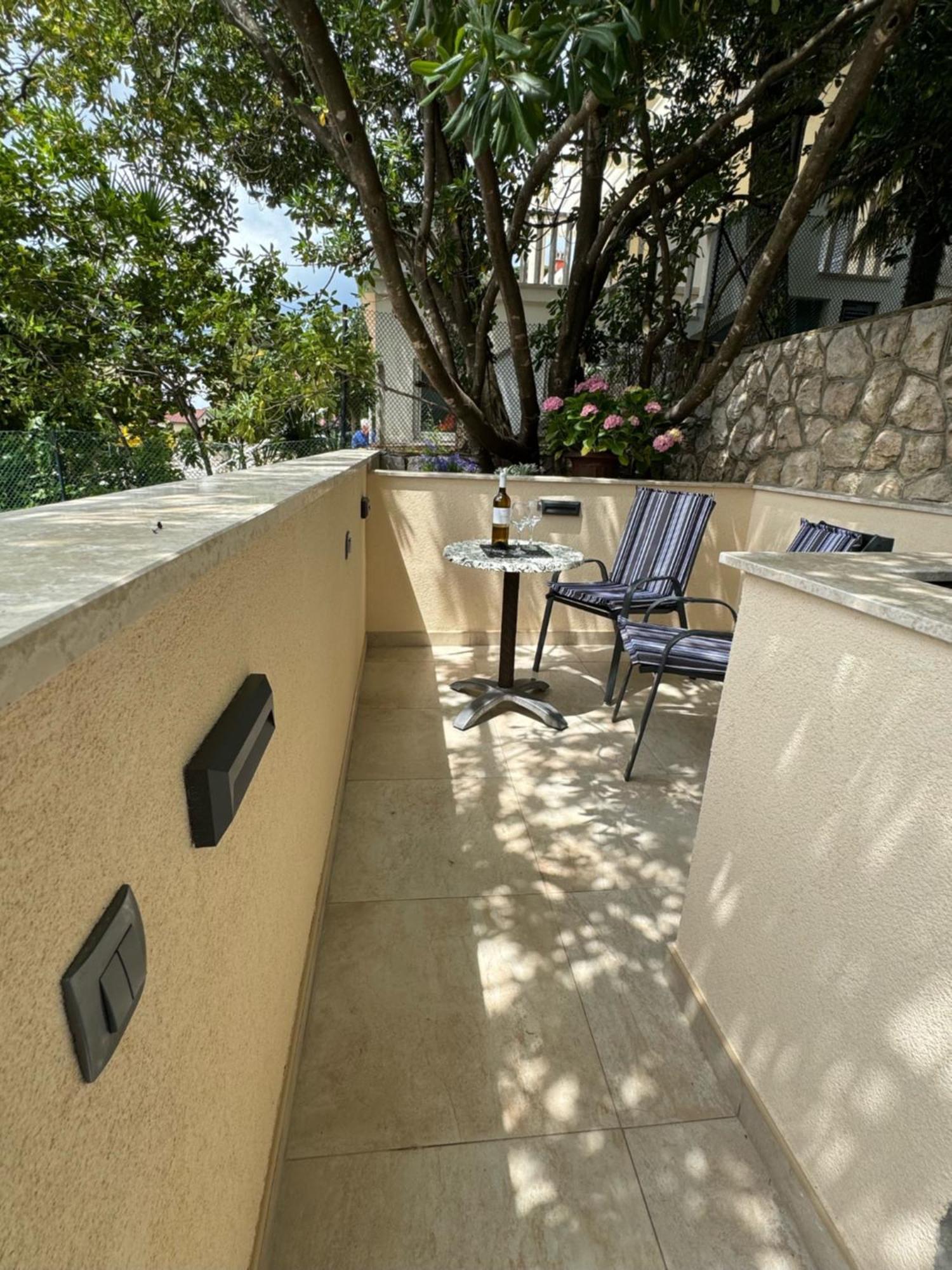 Lory Apartmani Dramalj Exteriér fotografie